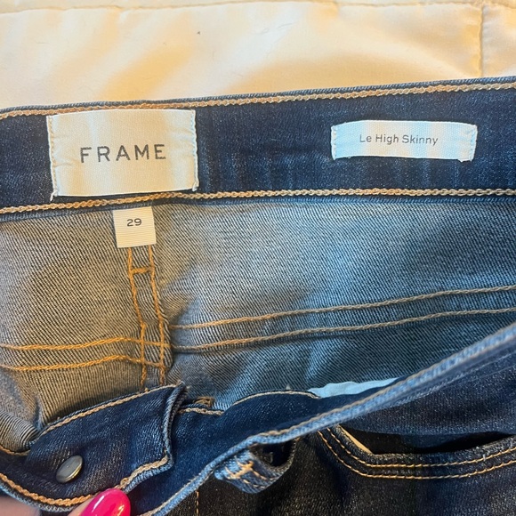 Frame Le High Skinny Jeans - Picture 5 of 9